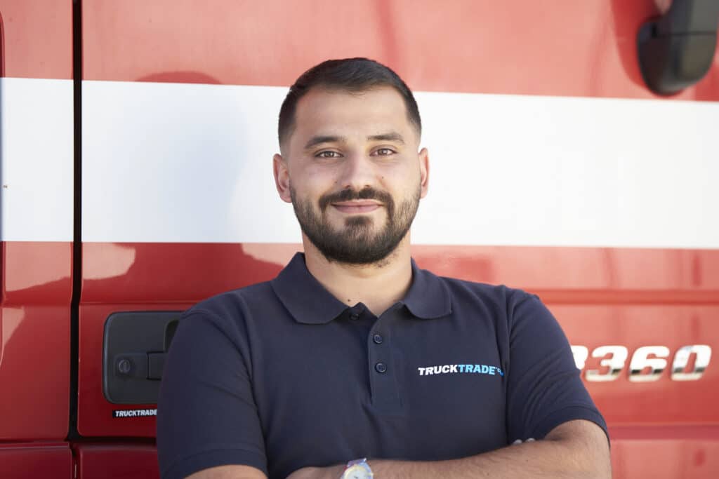 Durim Berisha ist Spezialist im Ankauf von gebrauchten Lastwagen, LKW Ankauf, Ankauf von Lastwagen und LKW Anhängern für die Schweiz