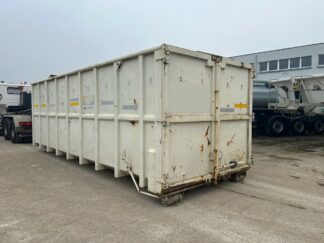 Image_23098M__Haken Container mit Tor