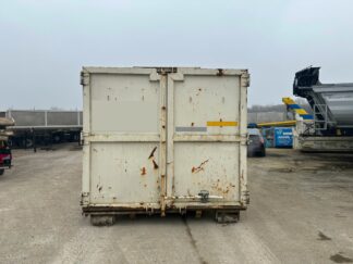 Haken Container mit Tor