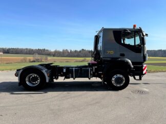 Image_23057M__400T45WT Trakker 4x4 SZM