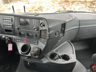 Image_23727M_Mercedes-Benz_Arocs 3245 8x4 2-SK