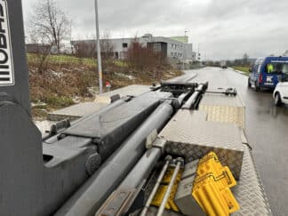 Image_24013M_Mercedes-Benz_Arocs 3245 8x2 Haken