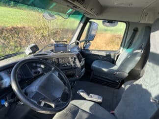 Image_24122M_Volvo Trucks_FH-420 8x4R Silo