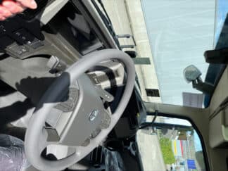 Image_24000B_Volvo Trucks_FM-460 8x4 Chassis-Kabine